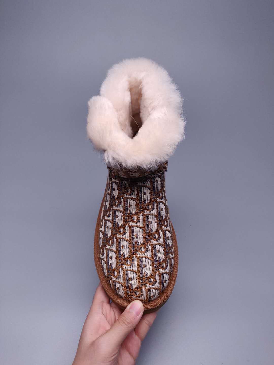 6554 Fabric-Texture Shoes – Chestnut