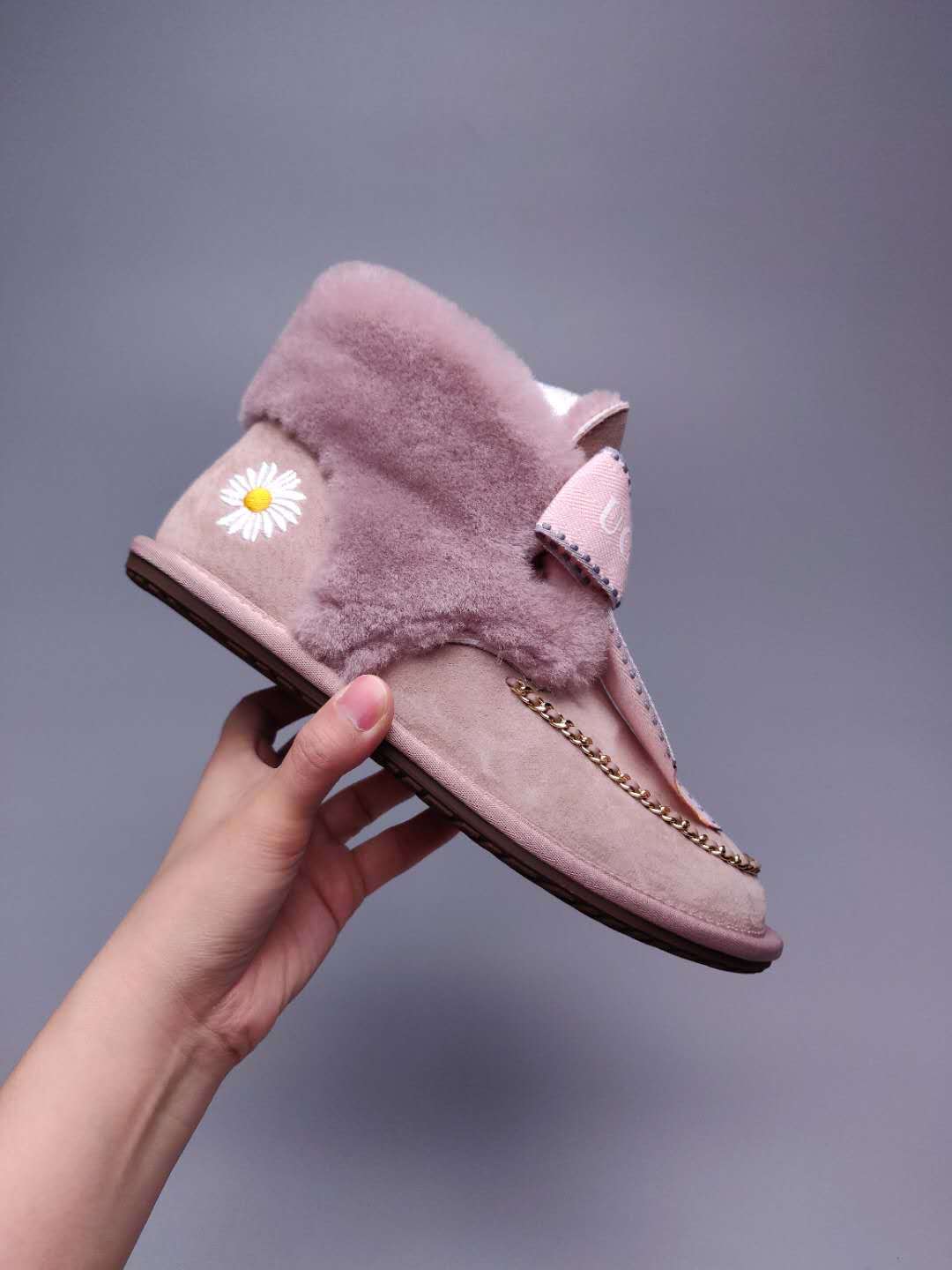 7888 Daisy Chain-and-Ribbon Detail Shoes – Dusty Pink