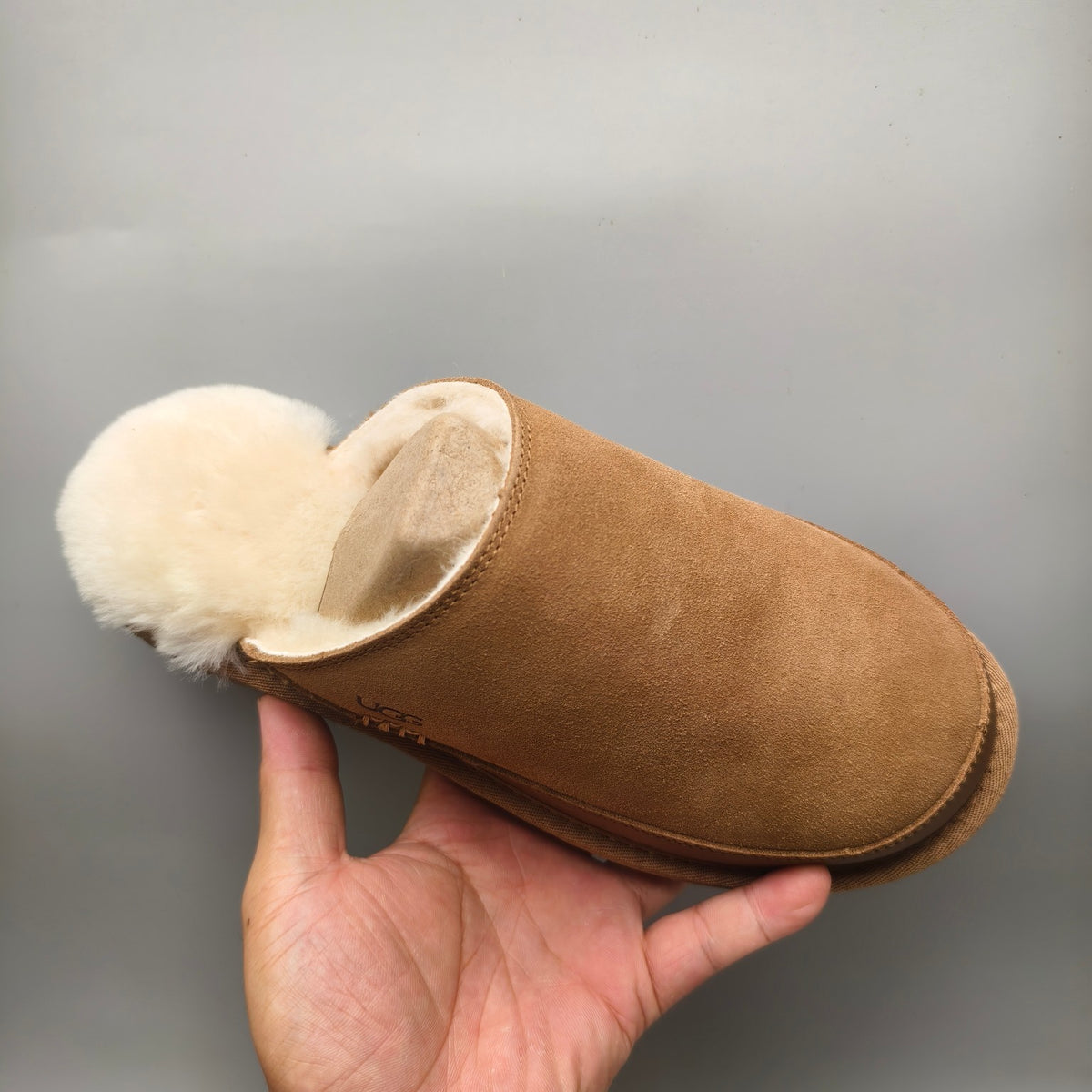 4585 Men's Ultra-Light Fluffy Casual Slippers – Chestnut