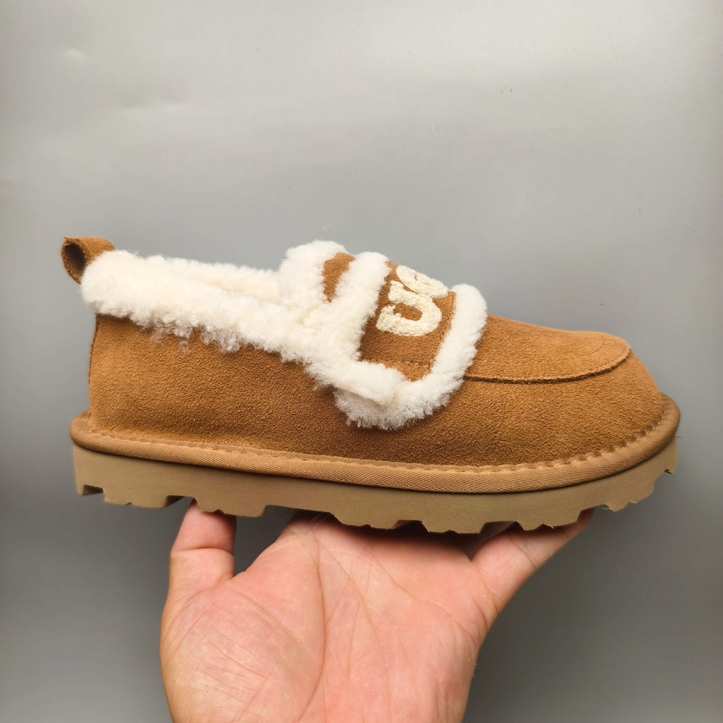 2939 Large-Logo Closed-Back Casual Shoes – Chestnut