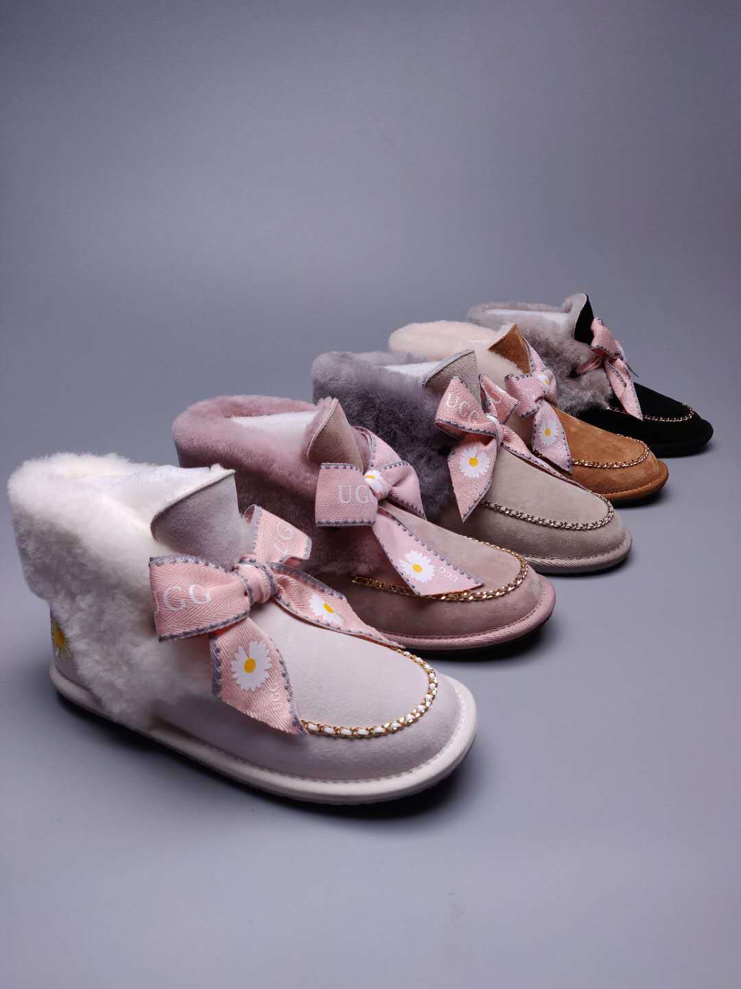 7888 Daisy Chain-and-Ribbon Detail Shoes – Dusty Pink