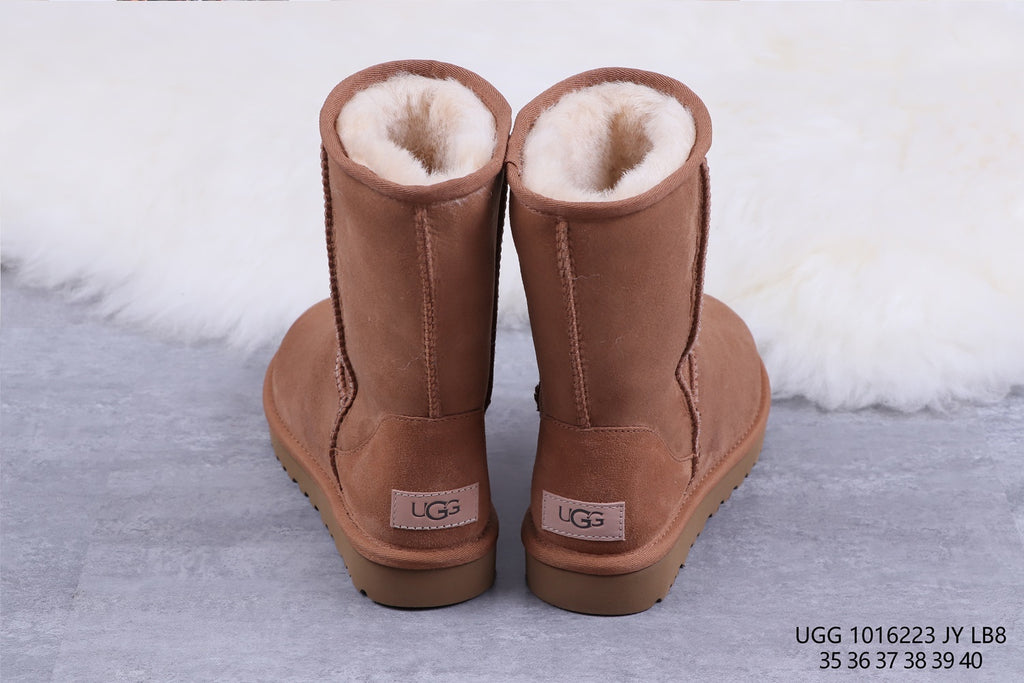 6223 Classic Short II Boots – Chestnut