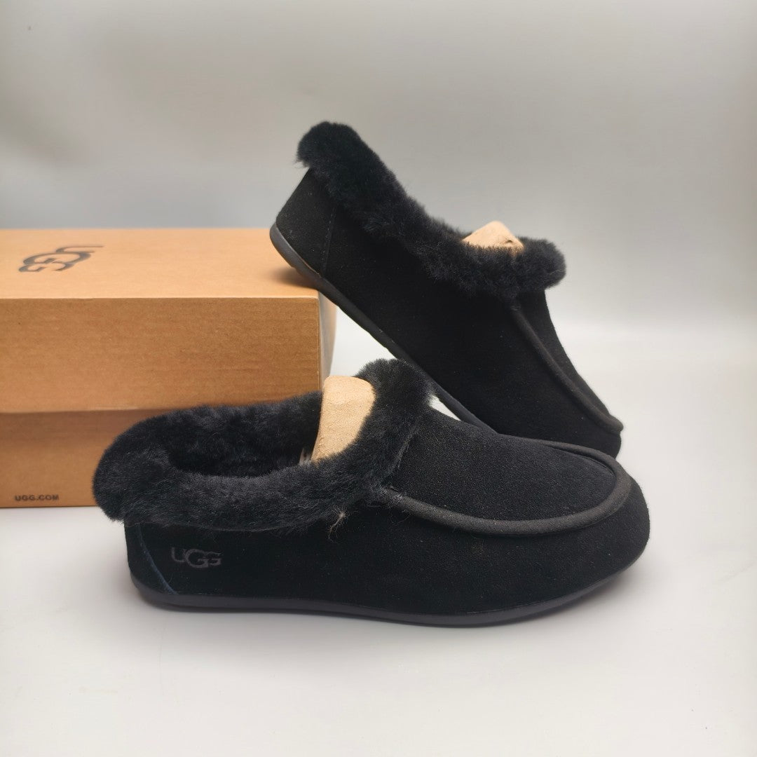 1391 Slip-On House Shoes – Black