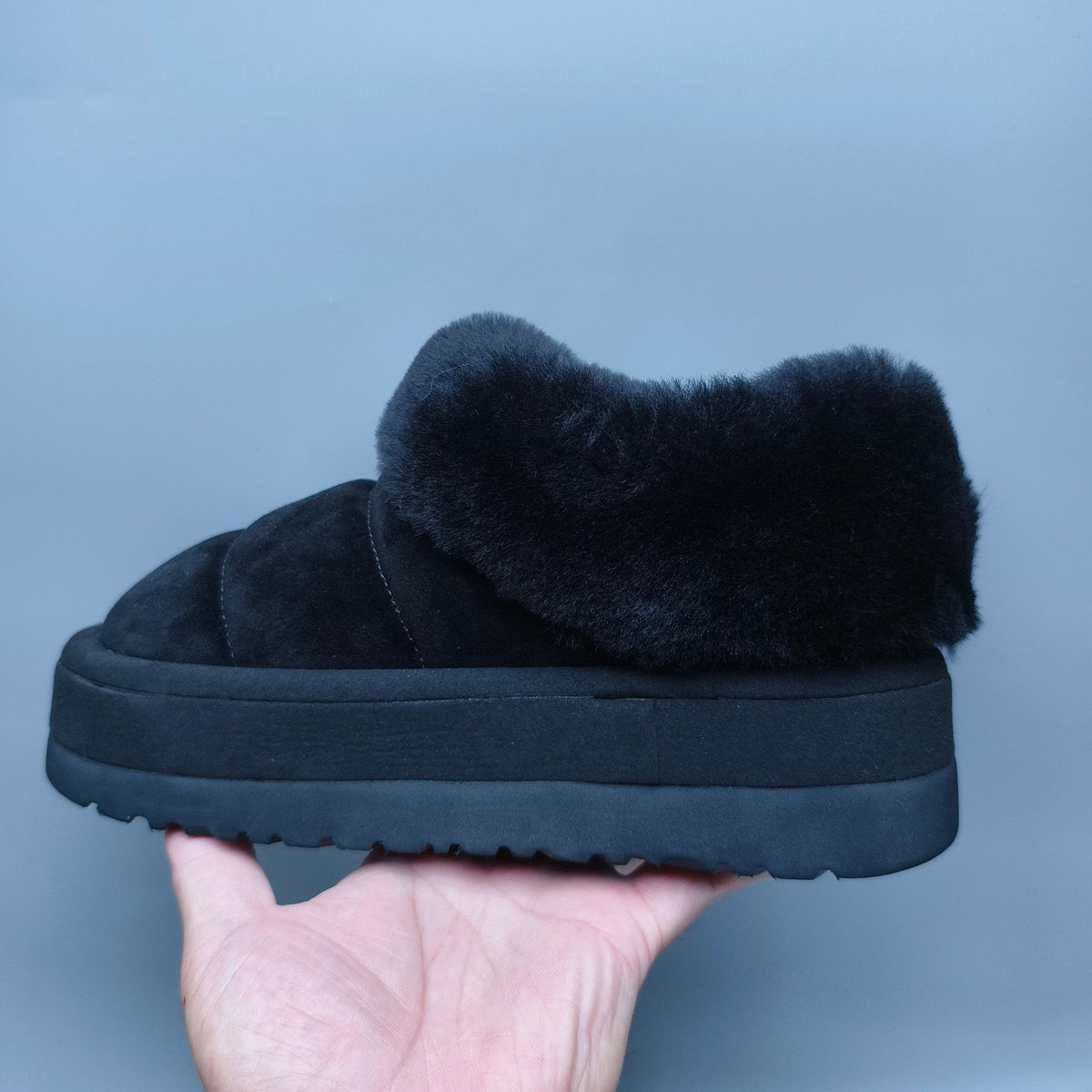 6390 Platform Slip-On Casual Shoes – Black