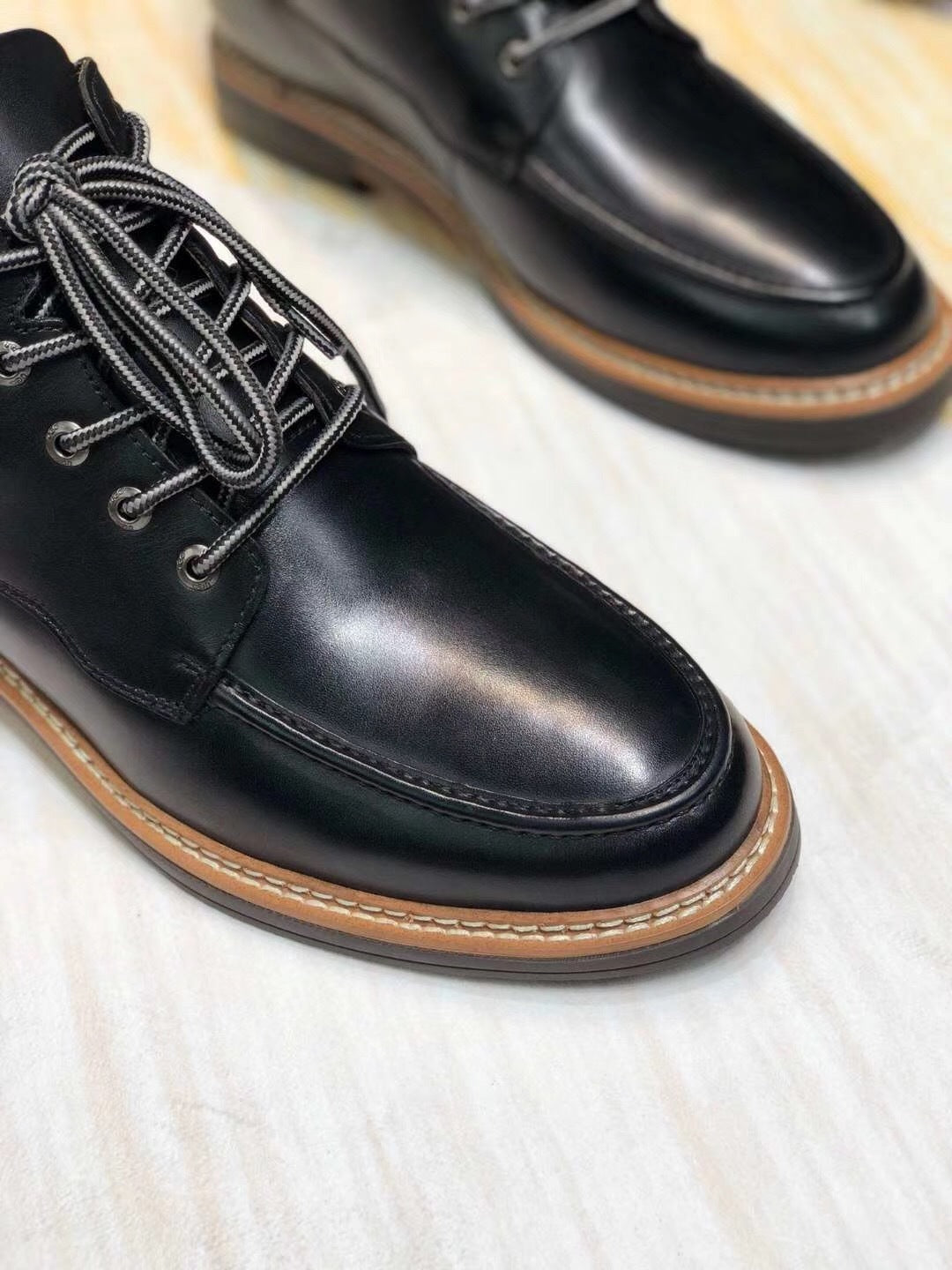 0726-1 Upgraded Series Leather Shoes – Classic Black