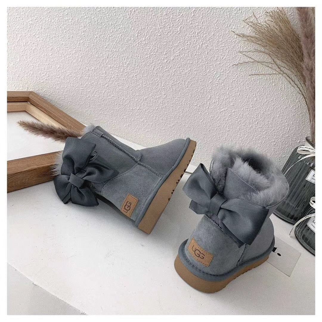 3130 Bow-Detail Ankle Boots – Gray