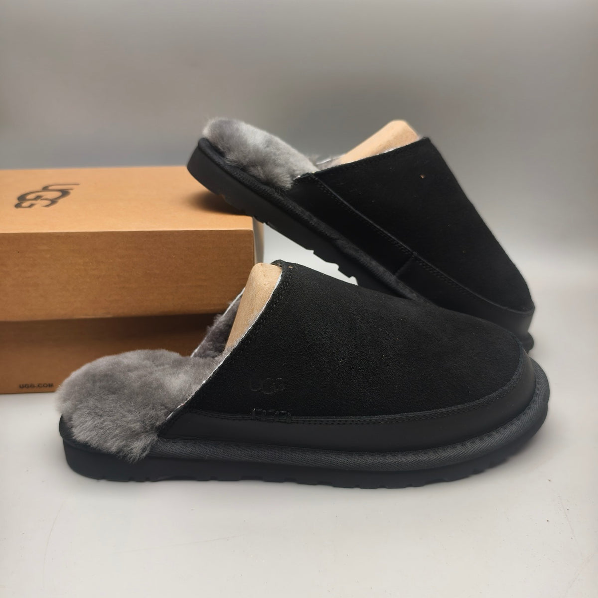 4585 Men's Ultra-Light Fluffy Casual Slippers – Black
