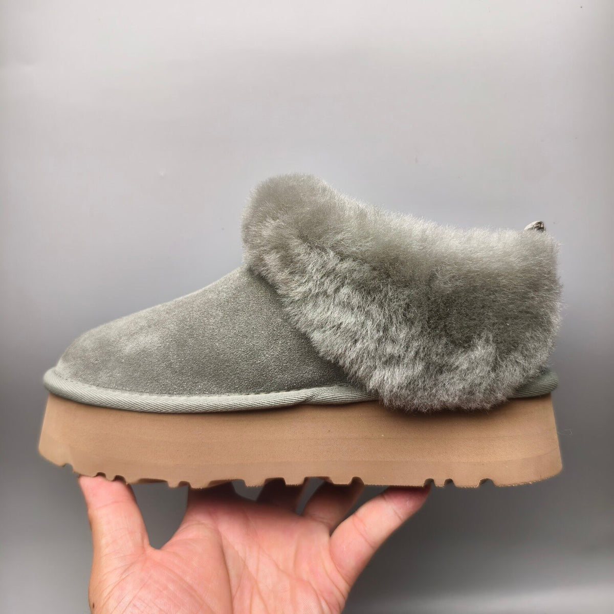 1393 Suede-Style Platform Slip-On Shoes – Green