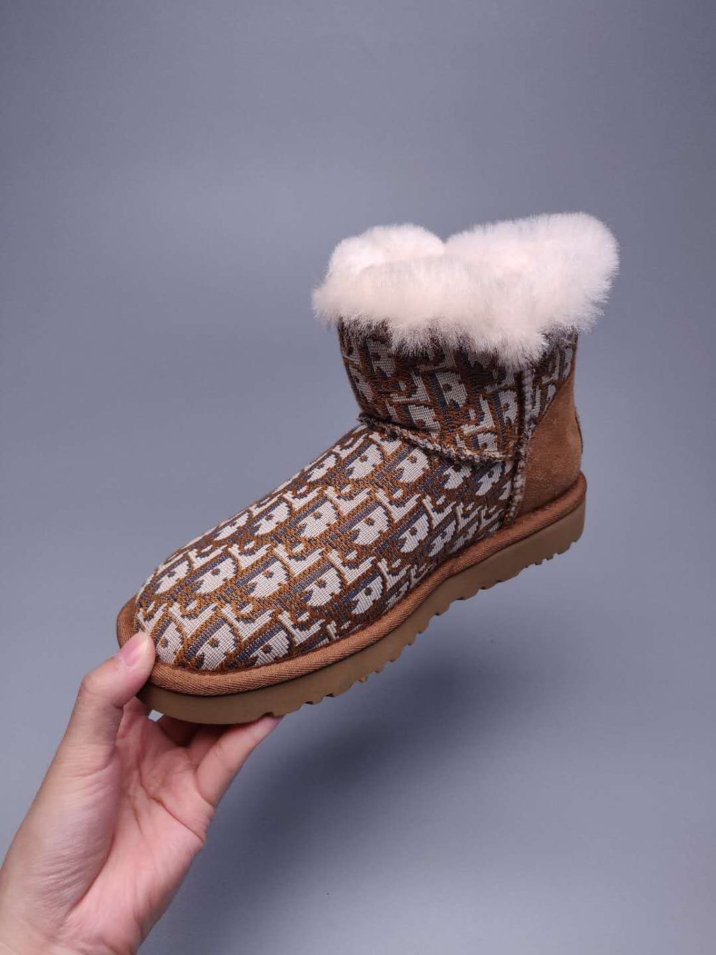 6554 Fabric-Texture Shoes – Chestnut