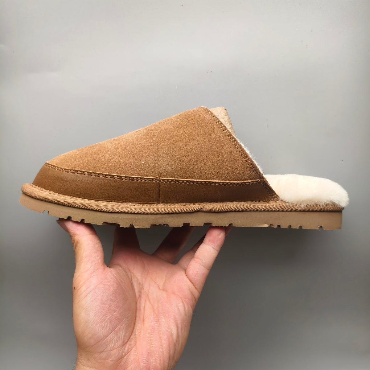 4585 Men's Ultra-Light Fluffy Casual Slippers – Chestnut