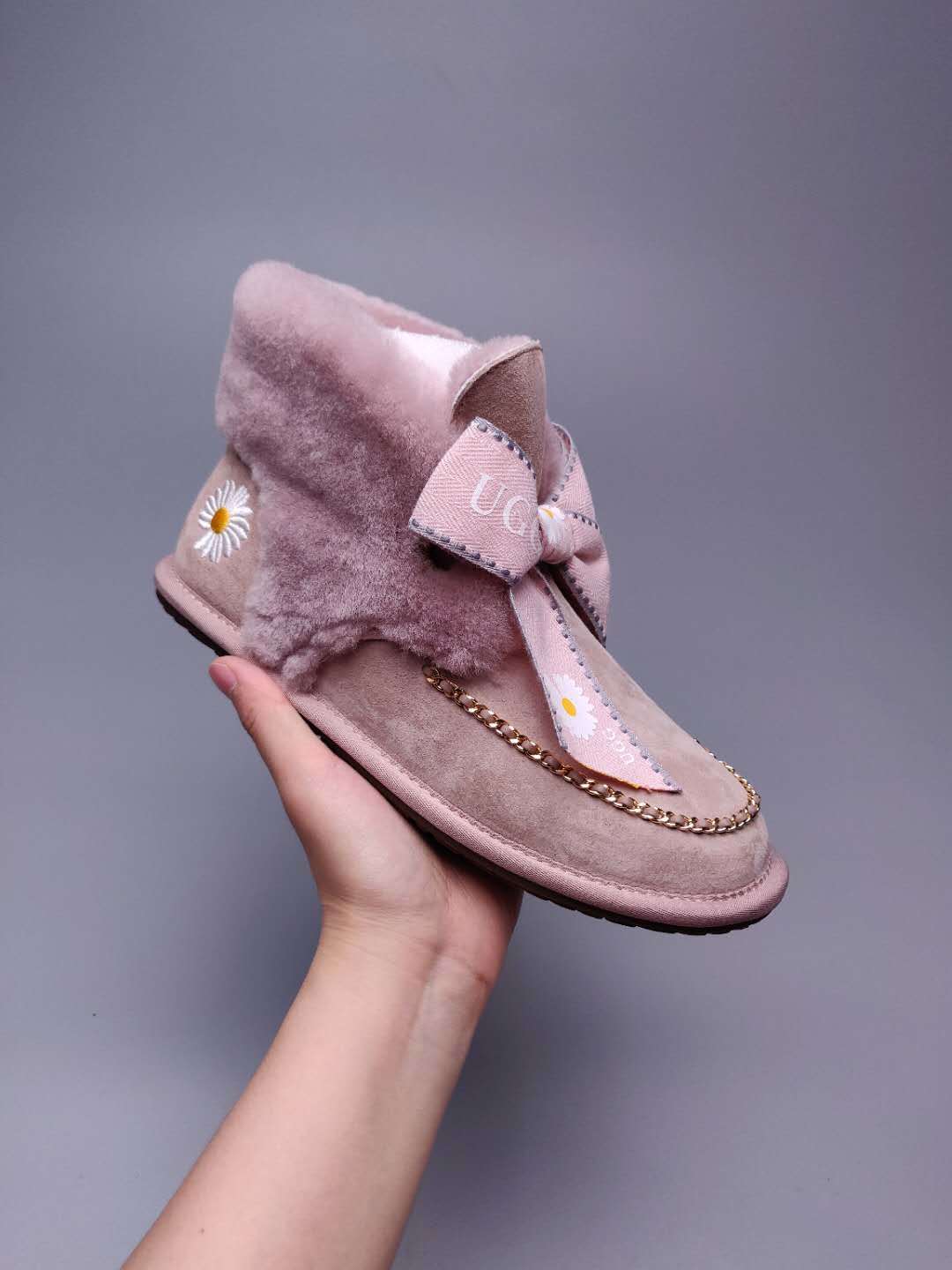 7888 Daisy Chain-and-Ribbon Detail Shoes – Dusty Pink