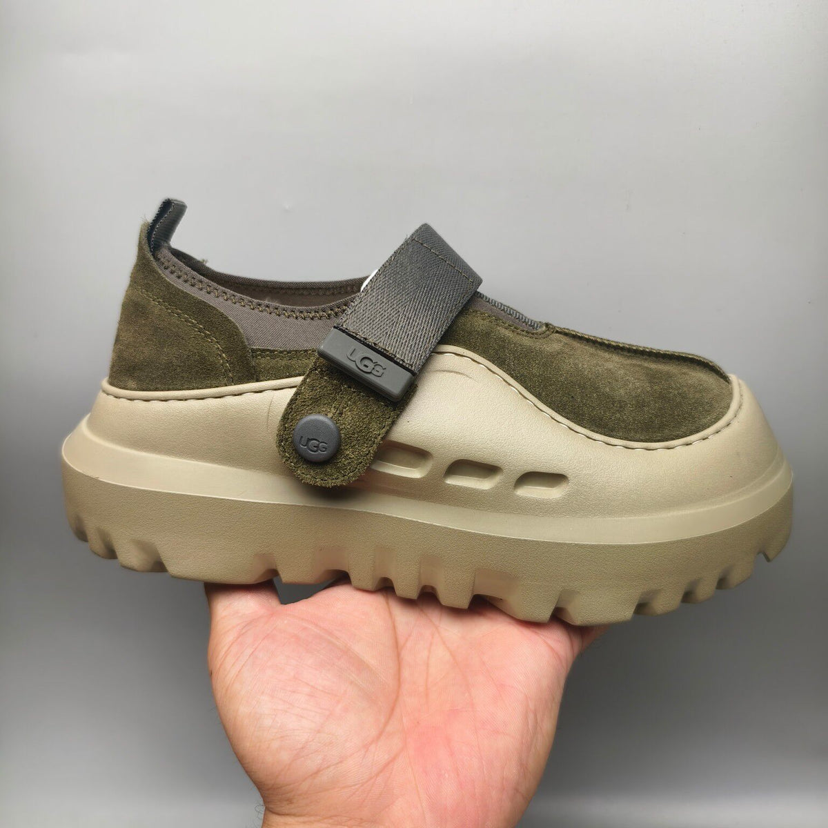 7550 Unisex Slip-On Casual Shoes – Green