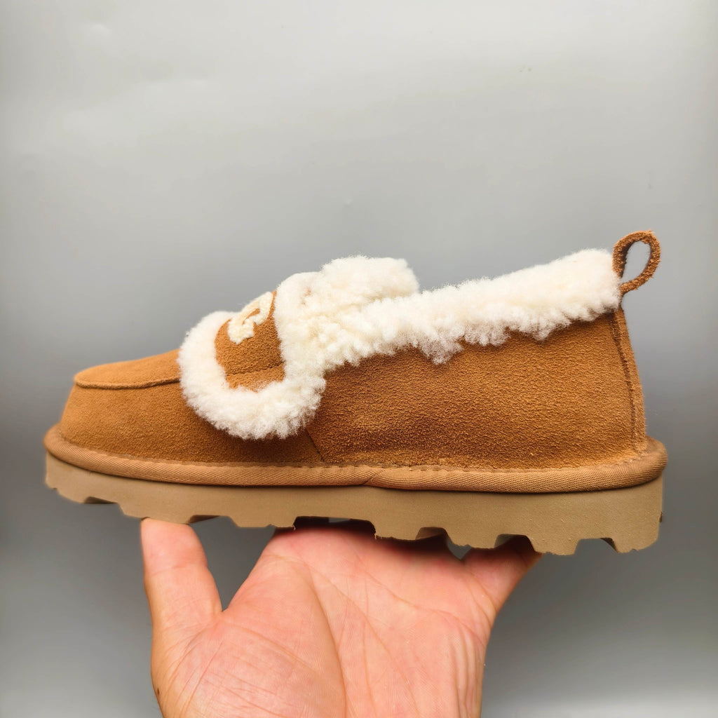 2939 Large-Logo Closed-Back Casual Shoes – Chestnut