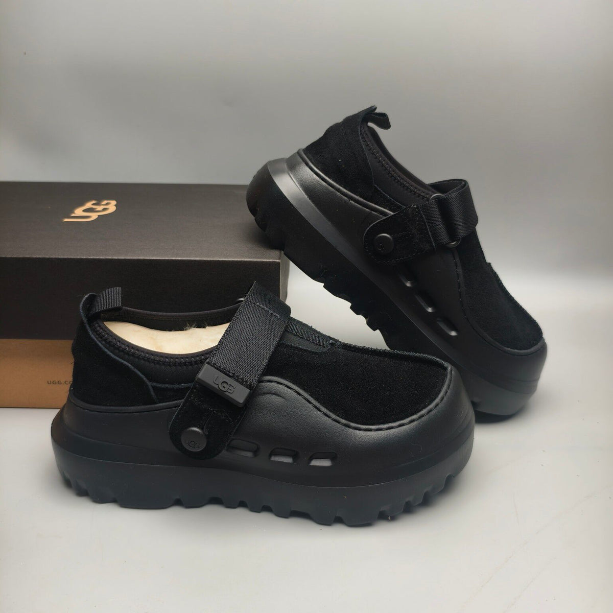7550 Unisex Slip-On Casual Shoes – Black