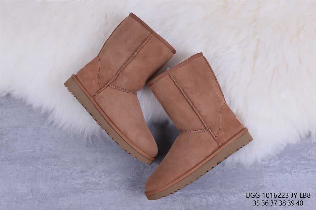 6223 Classic Short II Boots – Chestnut