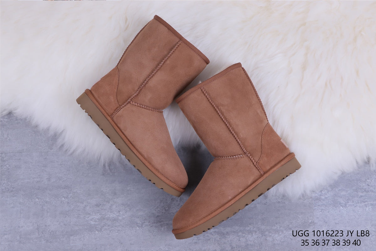 6223 Classic Short II Boots – Chestnut
