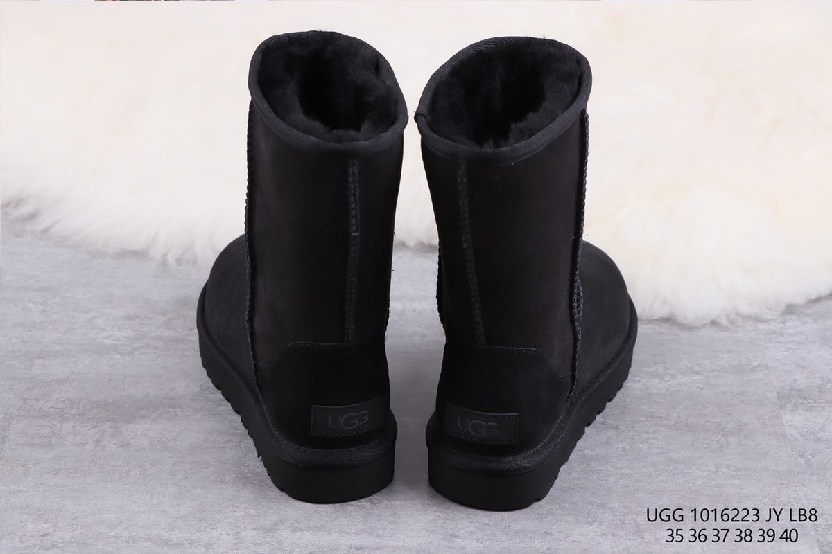 6223 Classic Short II Boots – Black