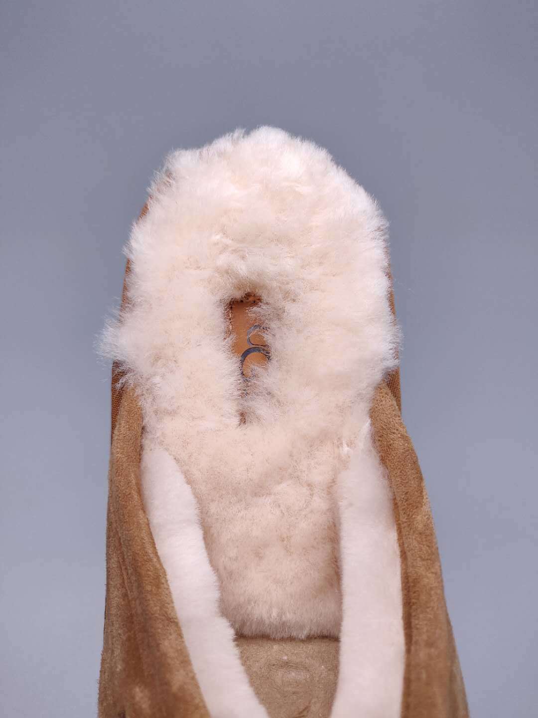 2593 Large G Indoor Slippers – Chestnut