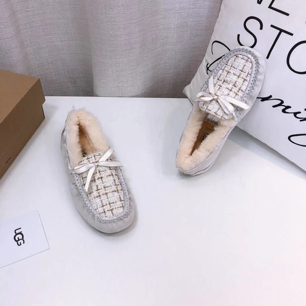 5623 Chic Moccasin-Style Shoes – Pearl White