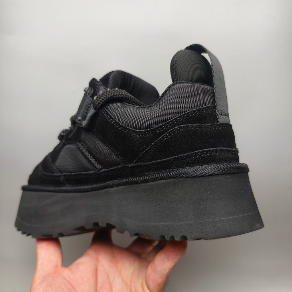 1541 Chunky Platform Lace-Up Sneakers – Black