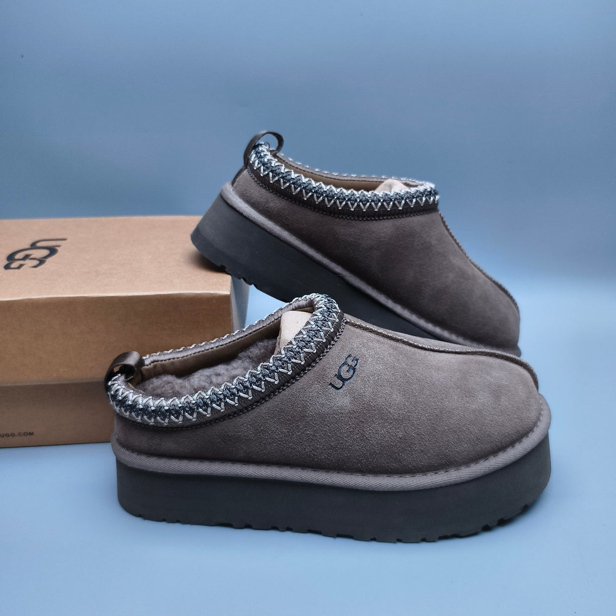 2553 / 2130 Boho-Inspired Platform Casual Shoes – Walnut