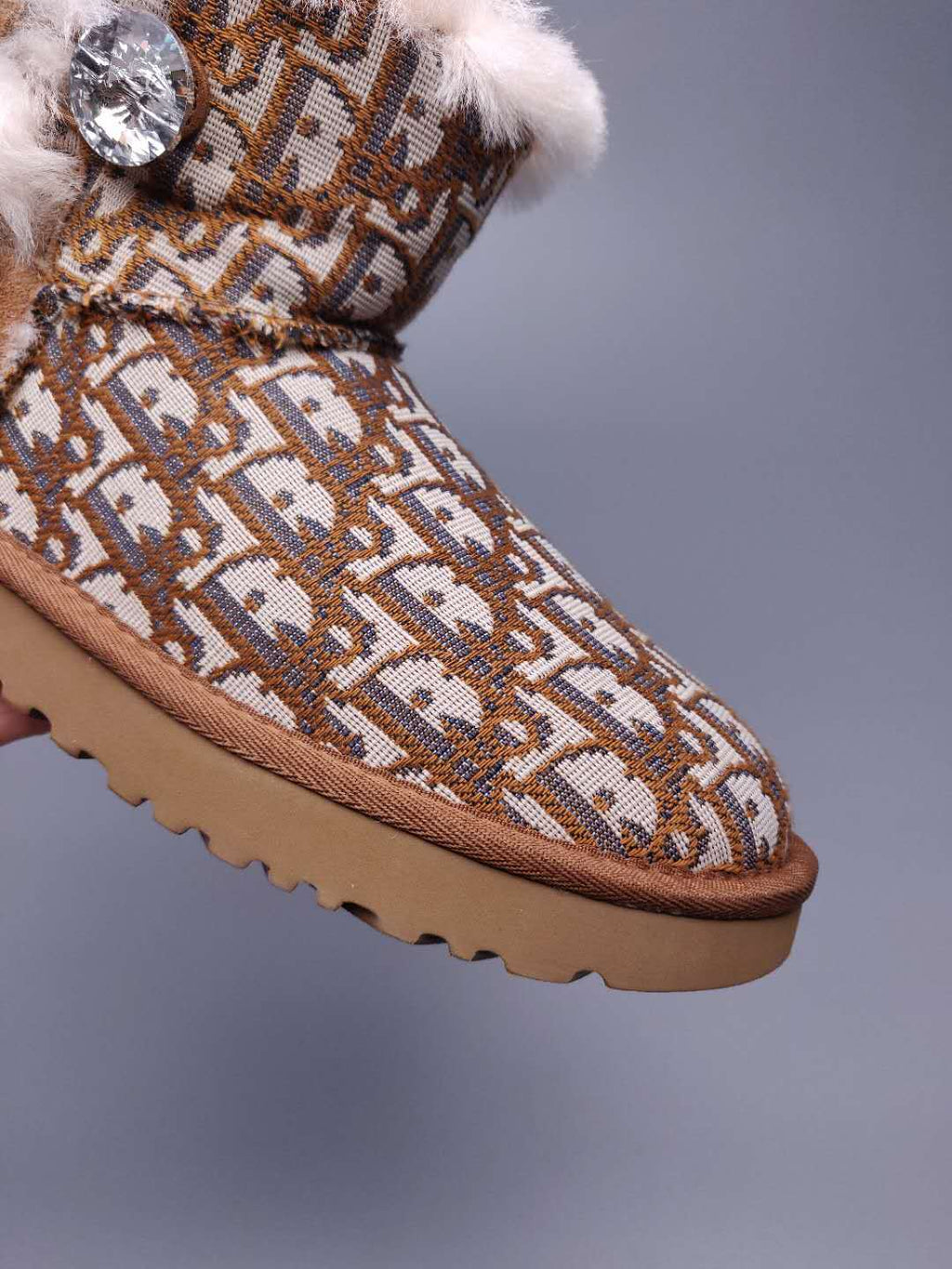 6554 Fabric-Texture Shoes – Chestnut