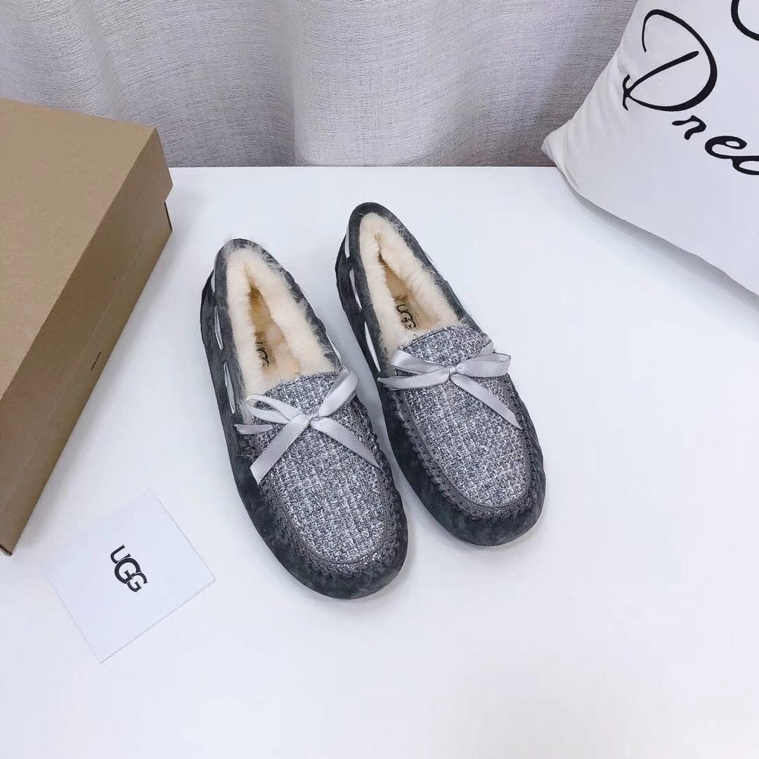 5623 Chic Moccasin-Style Shoes – Gray