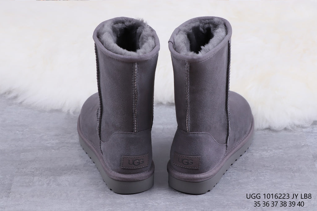 6223 Classic Short II Boots – Gray