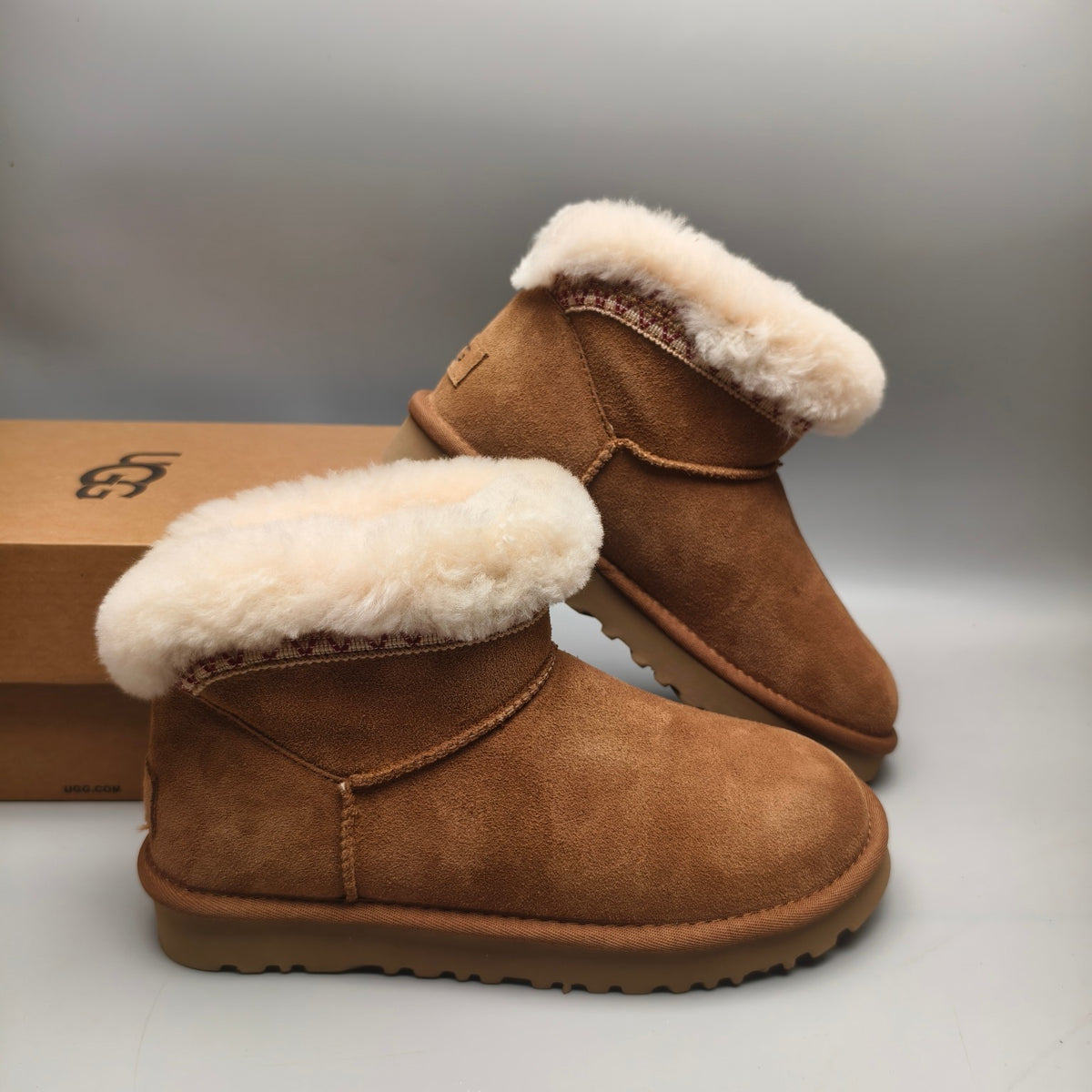 4496 Boho-Inspired Low-Top Casual Shoes – Chestnut
