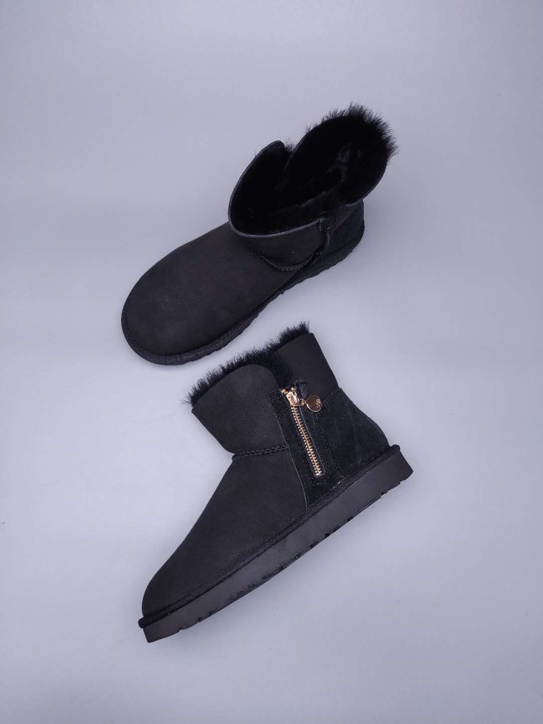 2481 Side-Zip Ankle Boots – Black