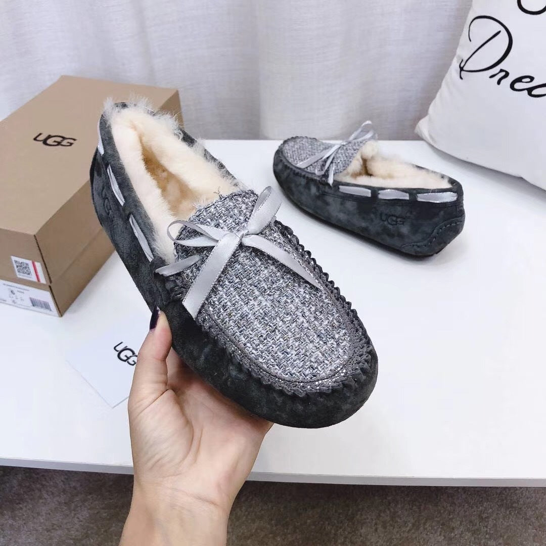 5623 Chic Moccasin-Style Shoes – Gray