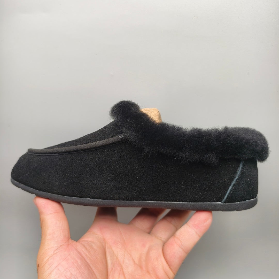 1391 Slip-On House Shoes – Black