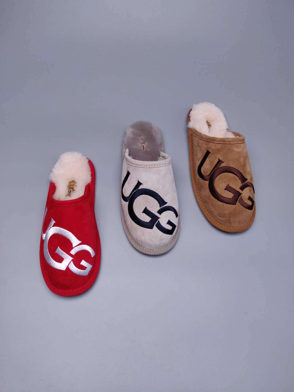 2593 Large G Indoor Slippers – Bright Red
