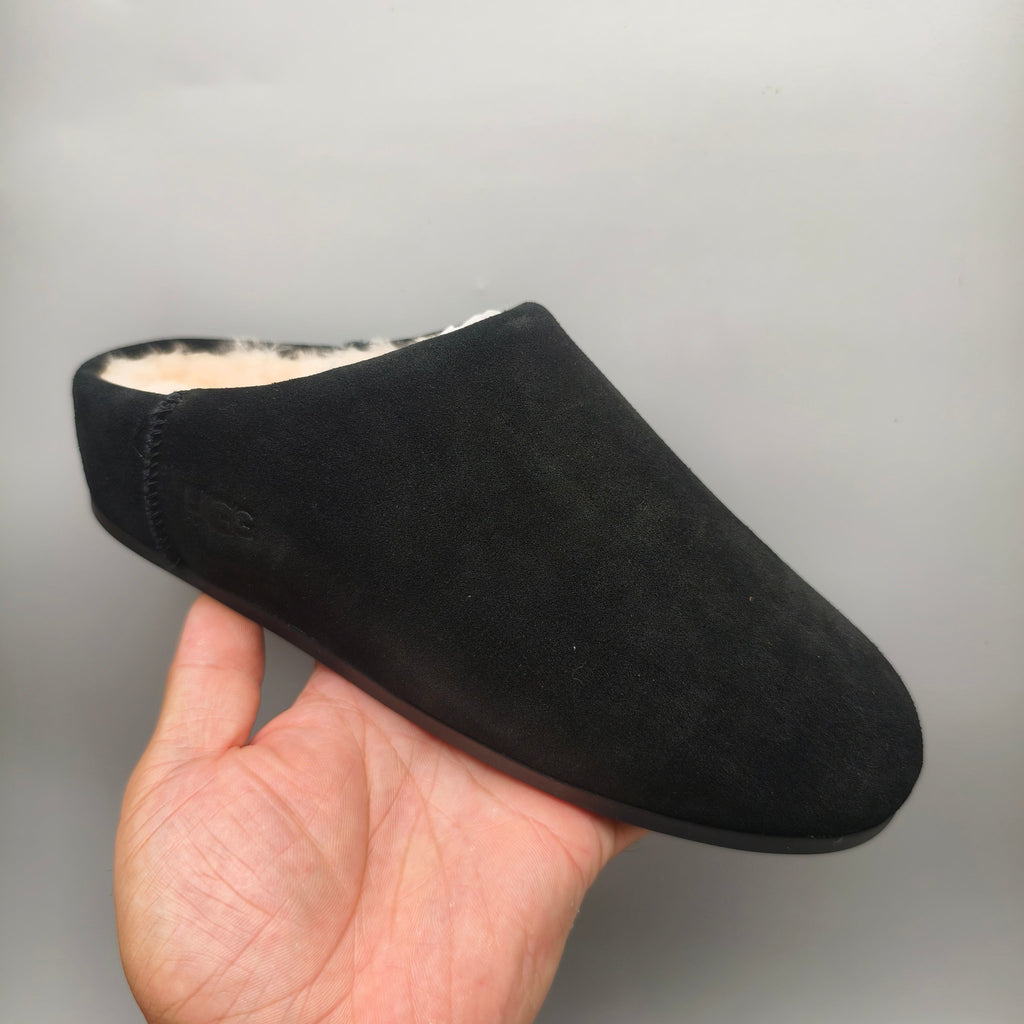 1390 Slip-On House Shoes – Black