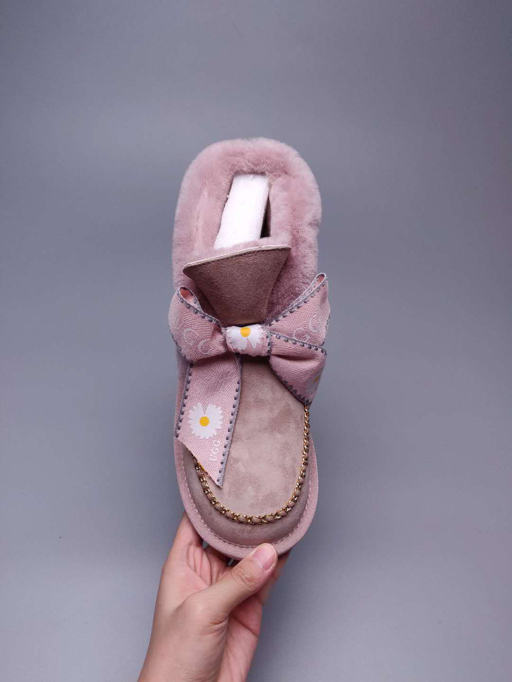 7888 Daisy Chain-and-Ribbon Detail Shoes – Dusty Pink