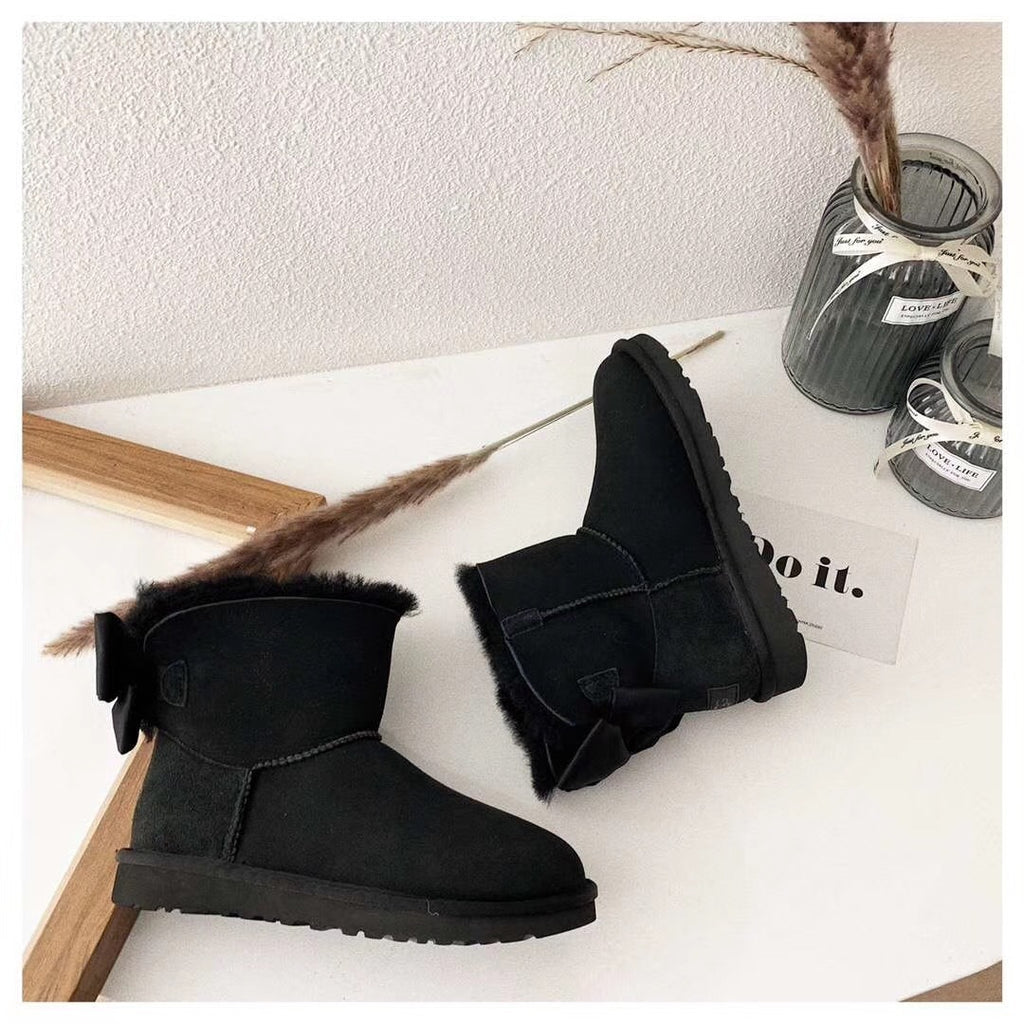 3130 Bow-Detail Ankle Boots – Black