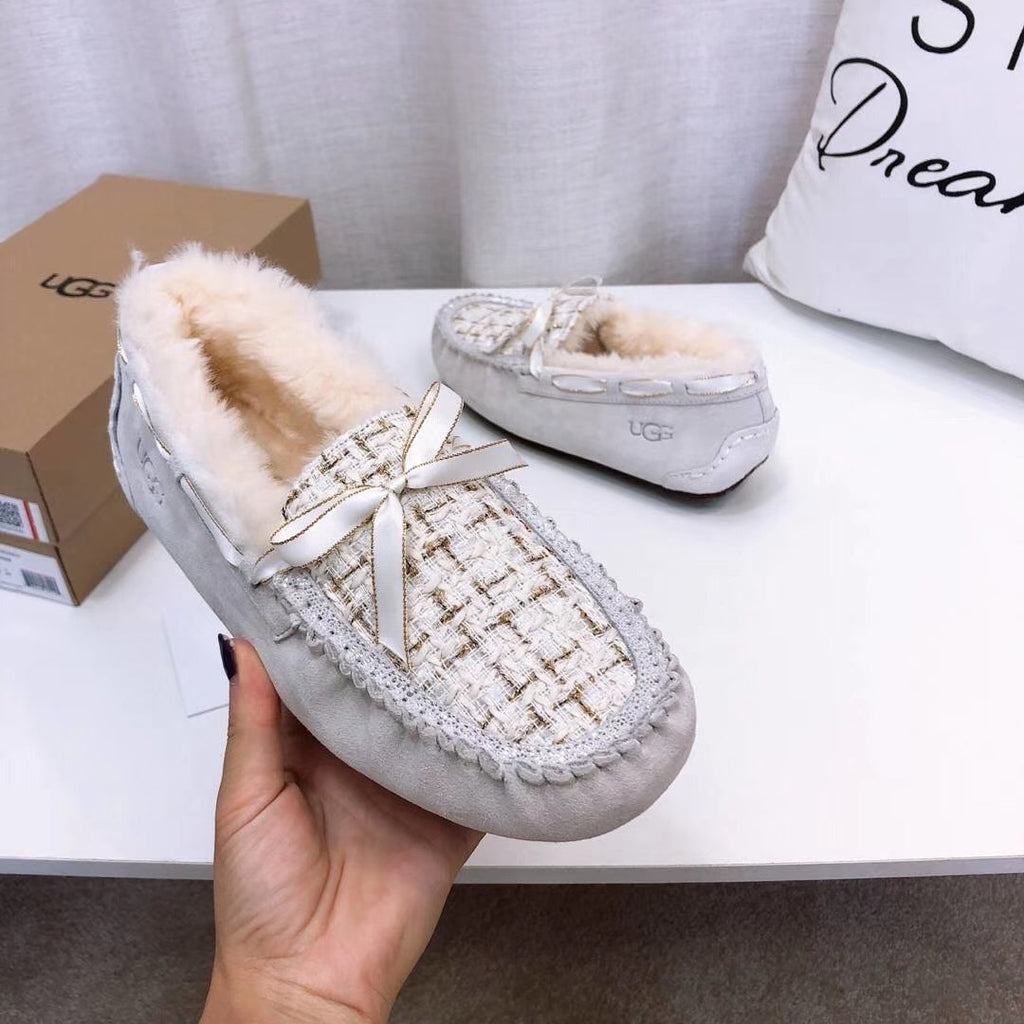 5623 Chic Moccasin-Style Shoes – Pearl White