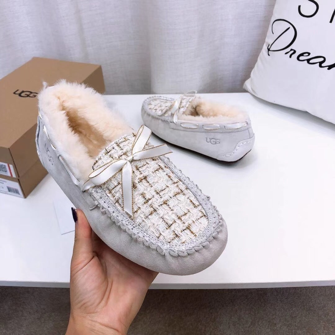 5623 Chic Moccasin-Style Shoes – Pearl White