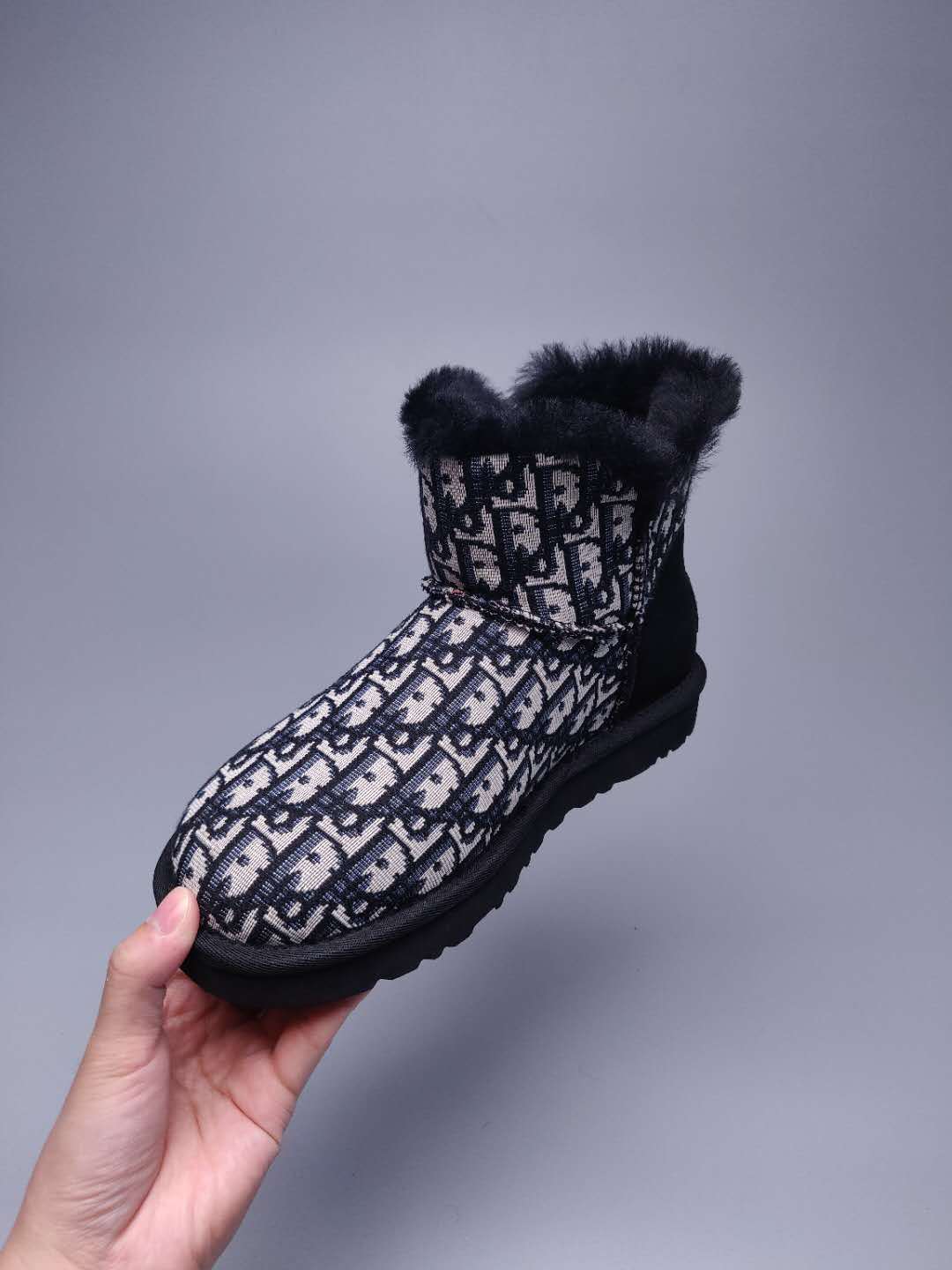 6554 Fabric-Texture Shoes – Black