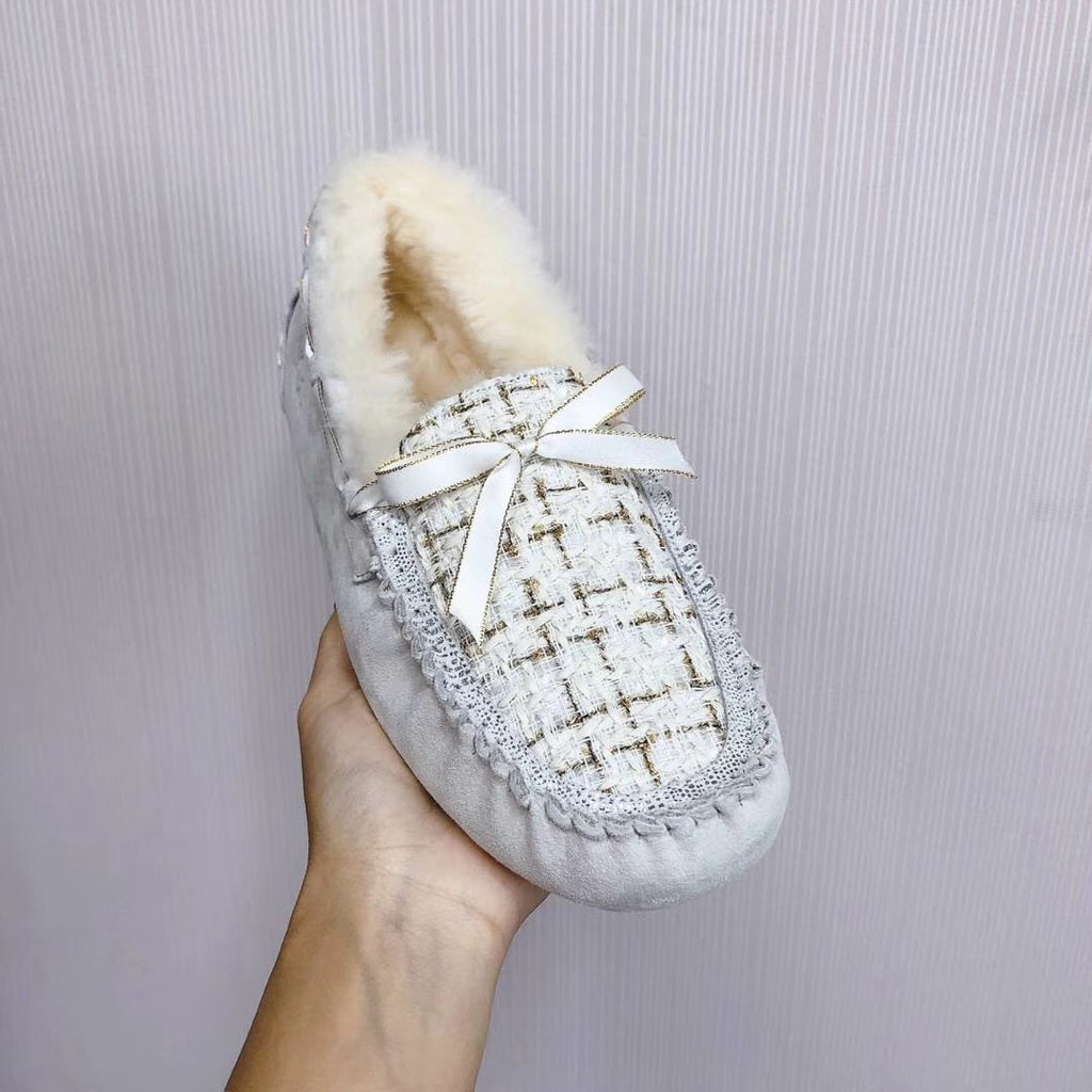 5623 Chic Moccasin-Style Shoes – Pearl White