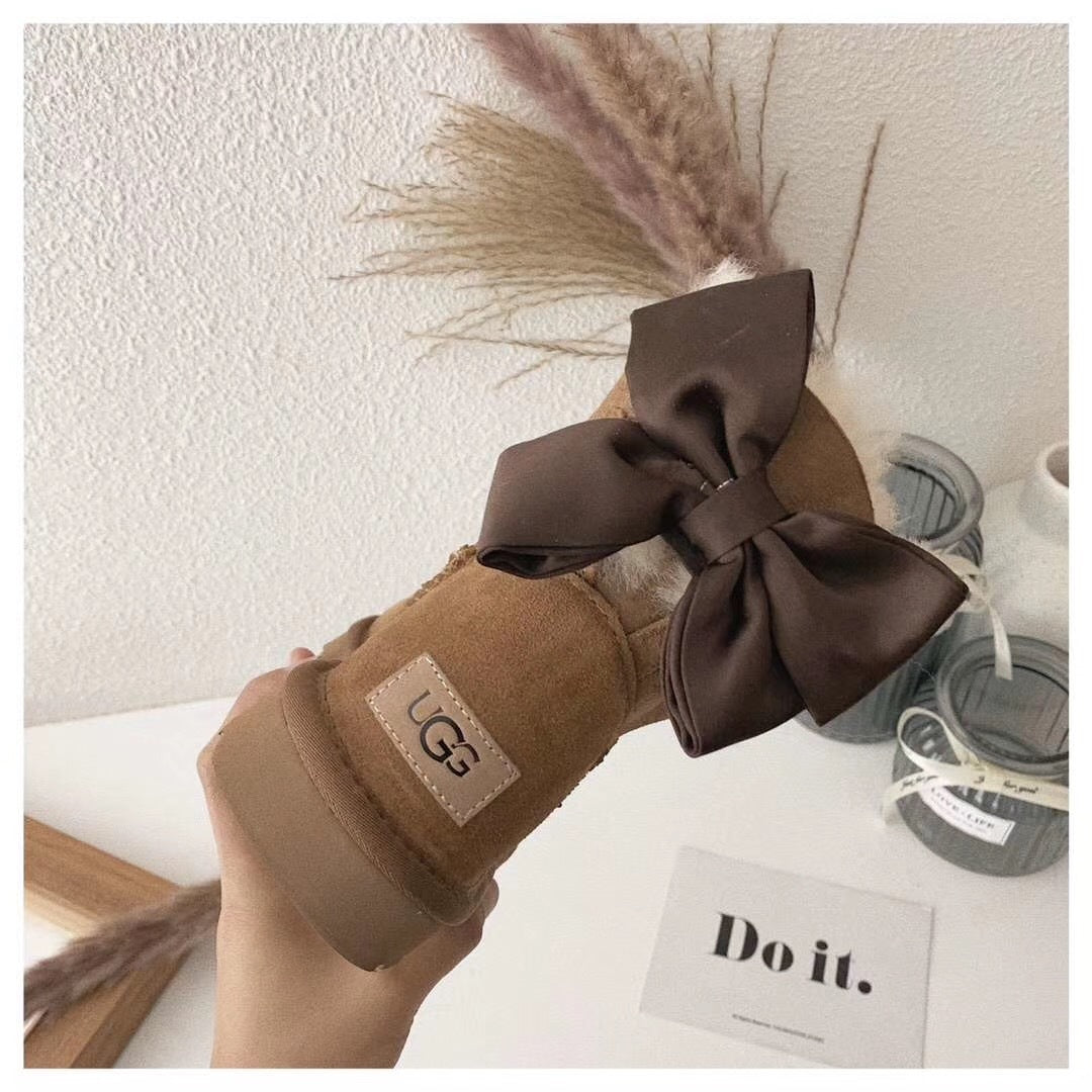 3130 Bow-Detail Ankle Boots – Chestnut
