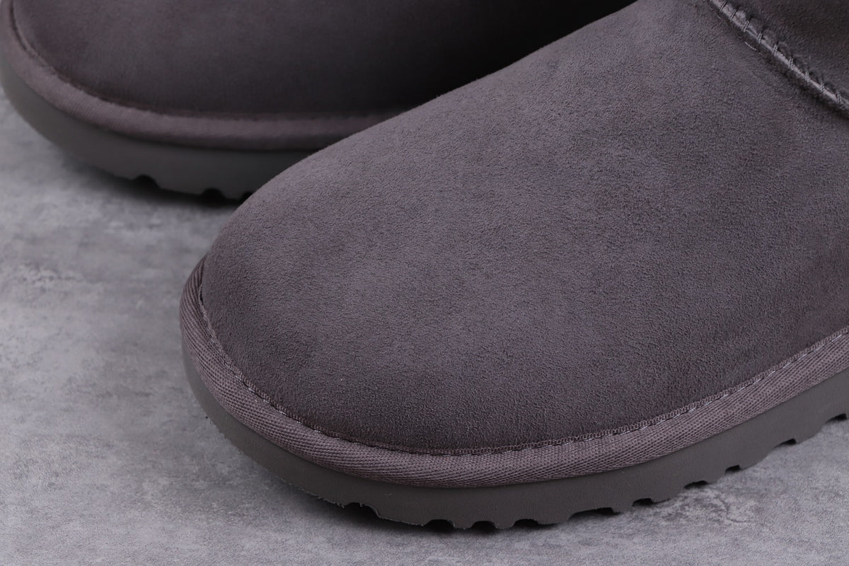 6223 Classic Short II Boots – Gray