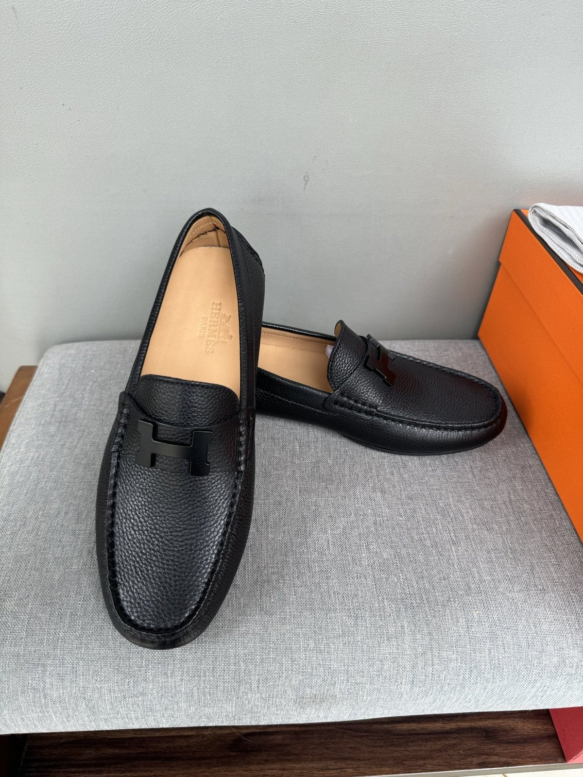 Hermès Men's Black H-Hardware Loafers - Driving-Shoe Sole